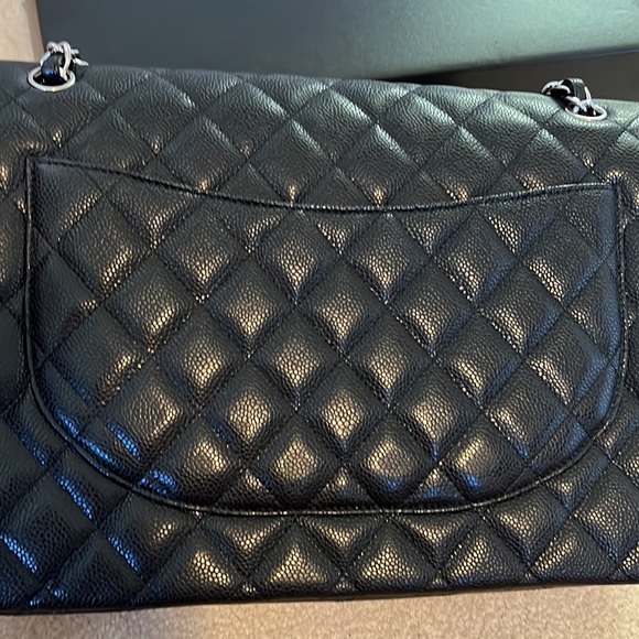 Chanel black classic single flap caviar maxi with silver hardware handbag - Picture 10 of 16